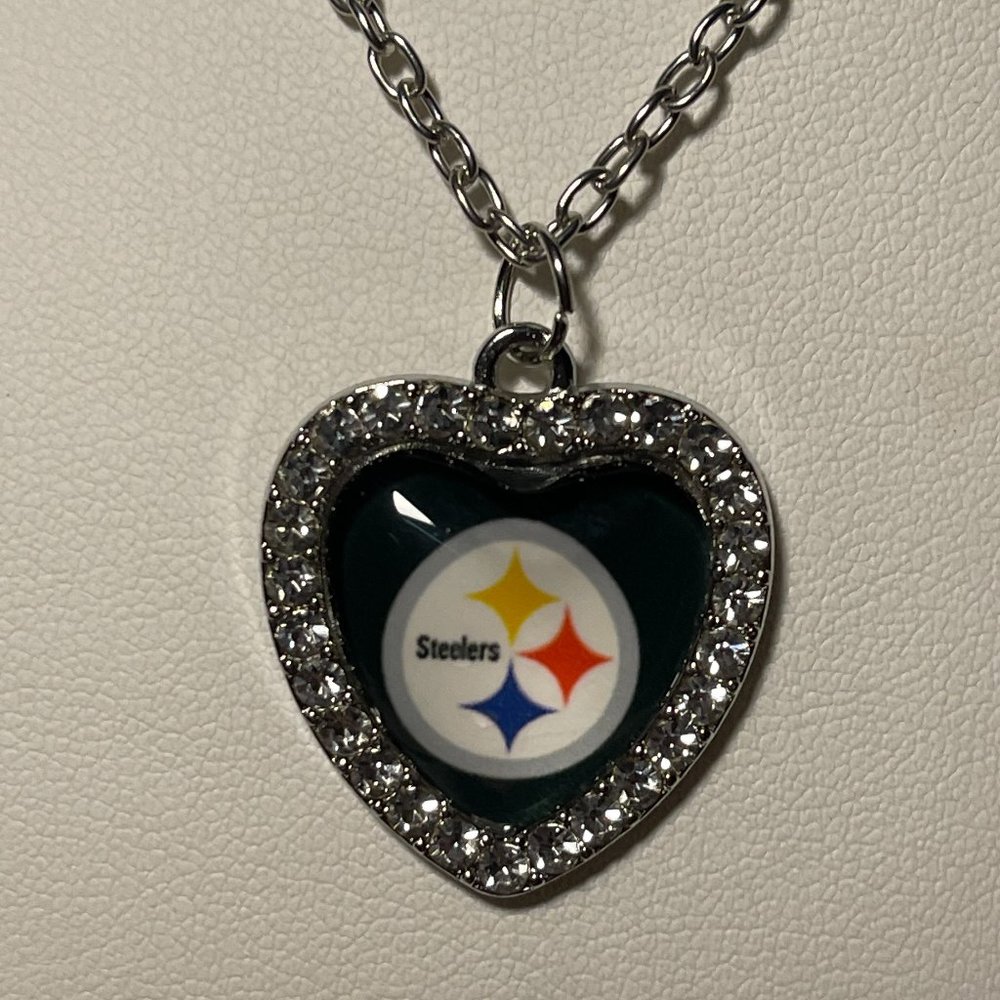 PITTSBURGH STEELERS NFL 18" HEART NECKLACE  !!!NEW!!!